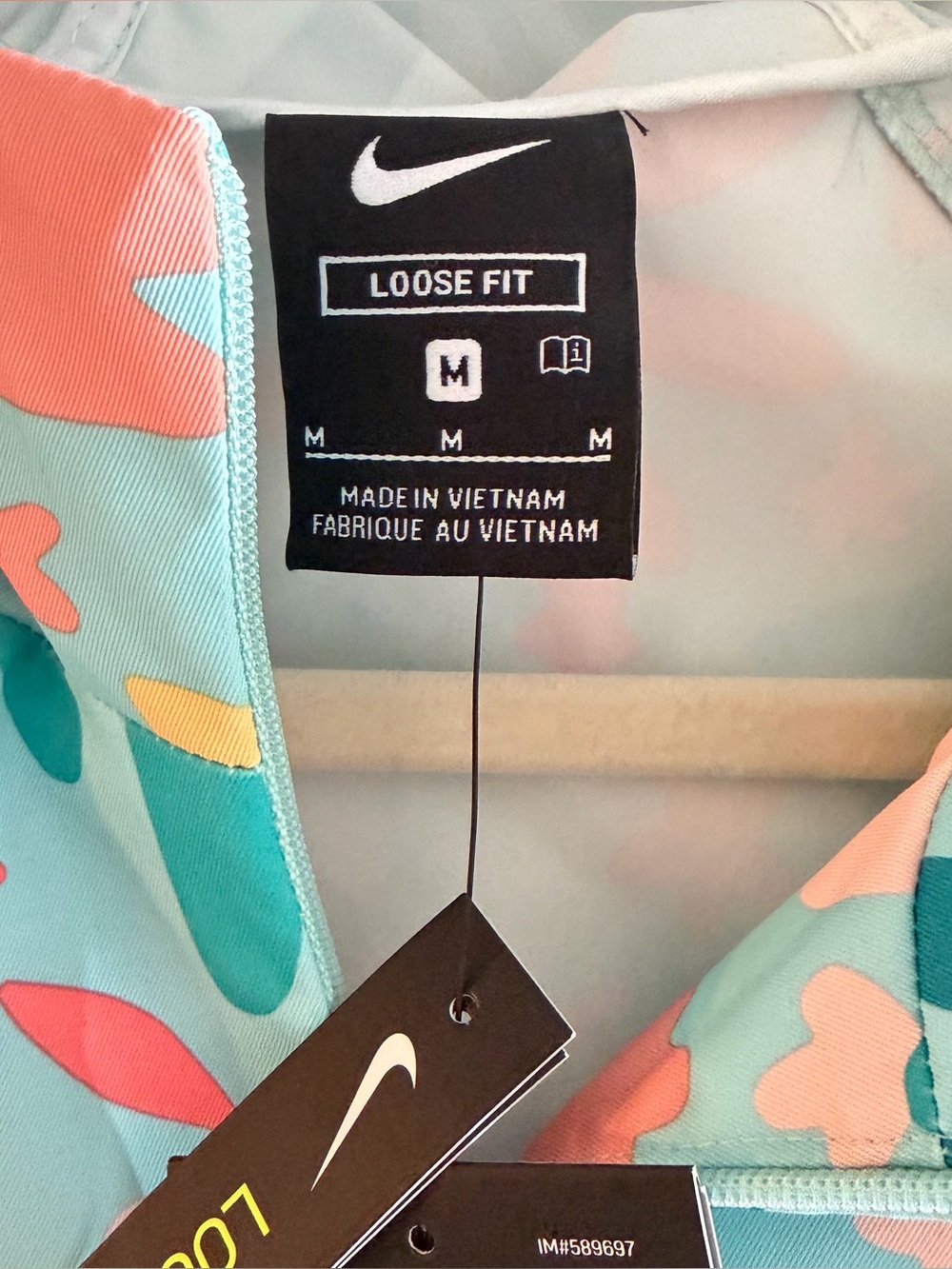 Nike Half Zip Water Repellant Windbreaker Jacket Hood Loose Fit Size Medium NWT - Picture 3 of 8